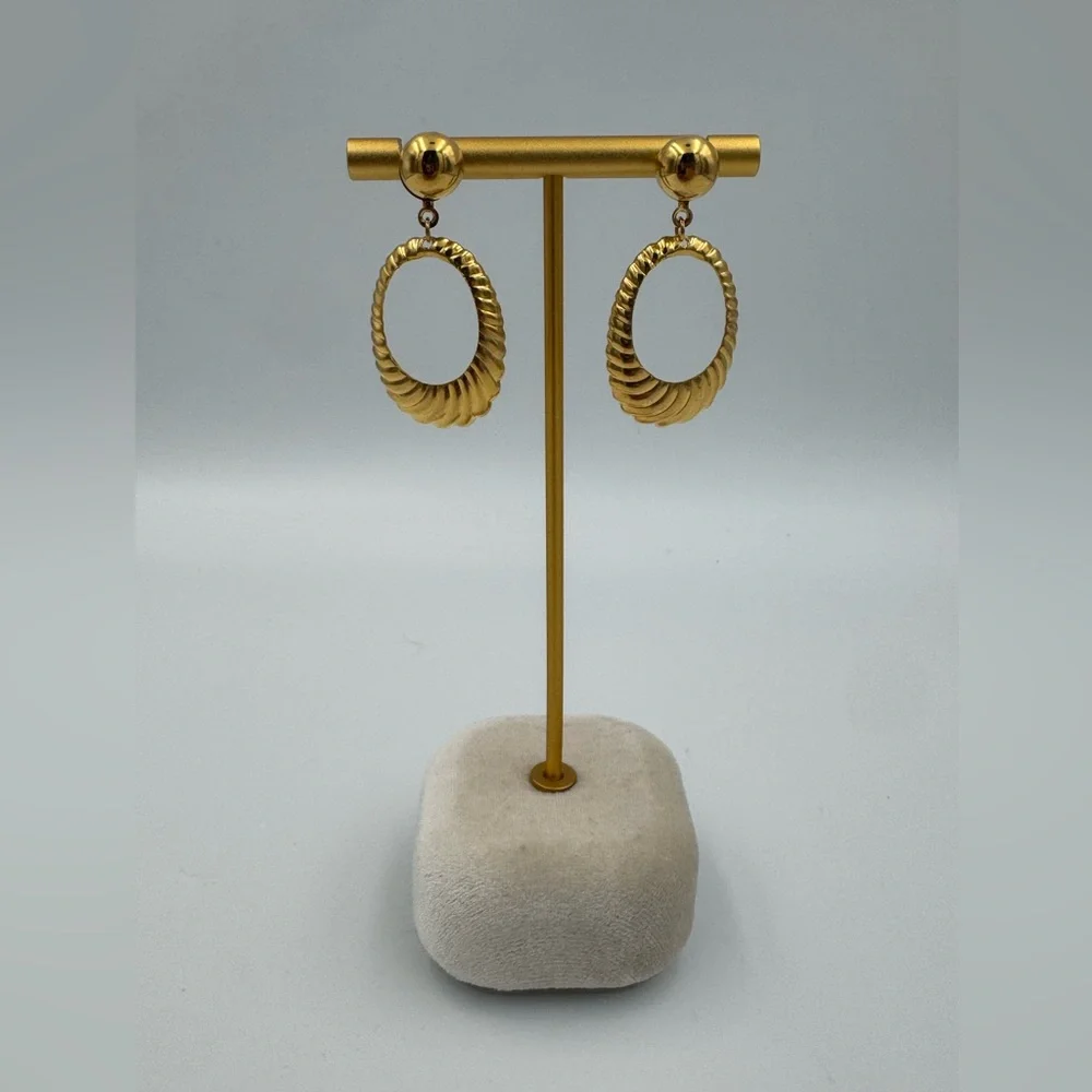 Vintage Gold Tone‎ Ribbed Oval Drop Dangle Earrings Statement Retro
